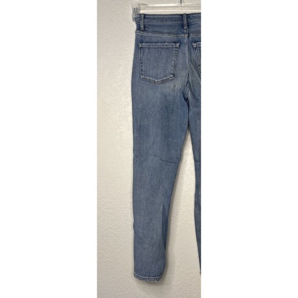 BKE Mom Jean High Rise Light Wash Destroyed Distressed Sz 26 X 27.5 - Picture 8 of 13